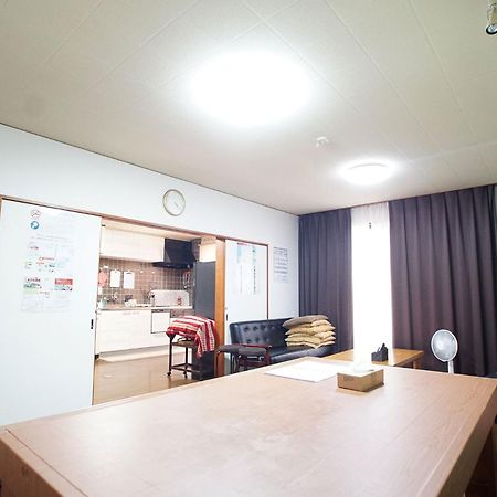 Takamatsu Guest House Akane Exterior photo